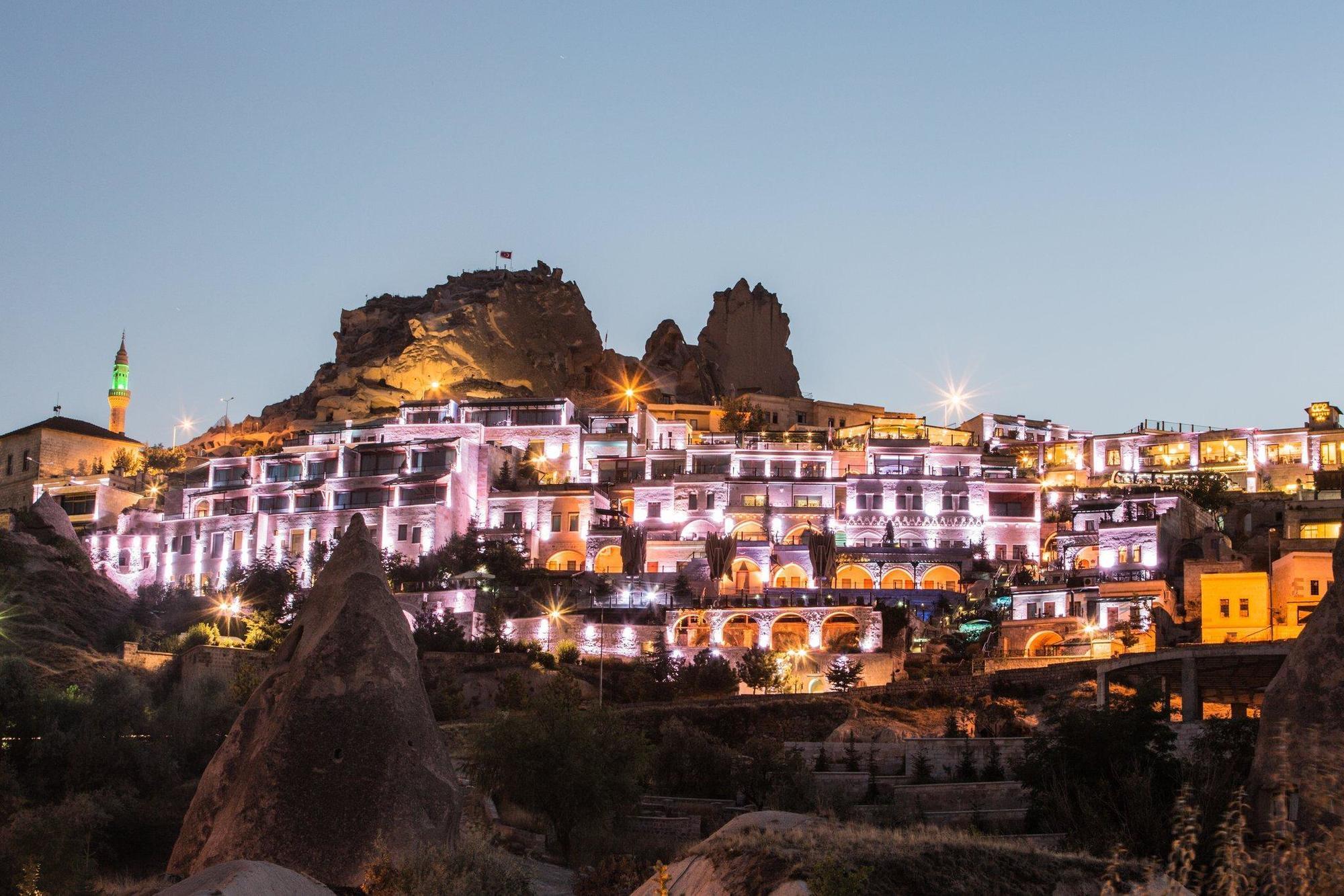 Cappadocia Cave Resort & Spa Üchisar Bagian luar foto